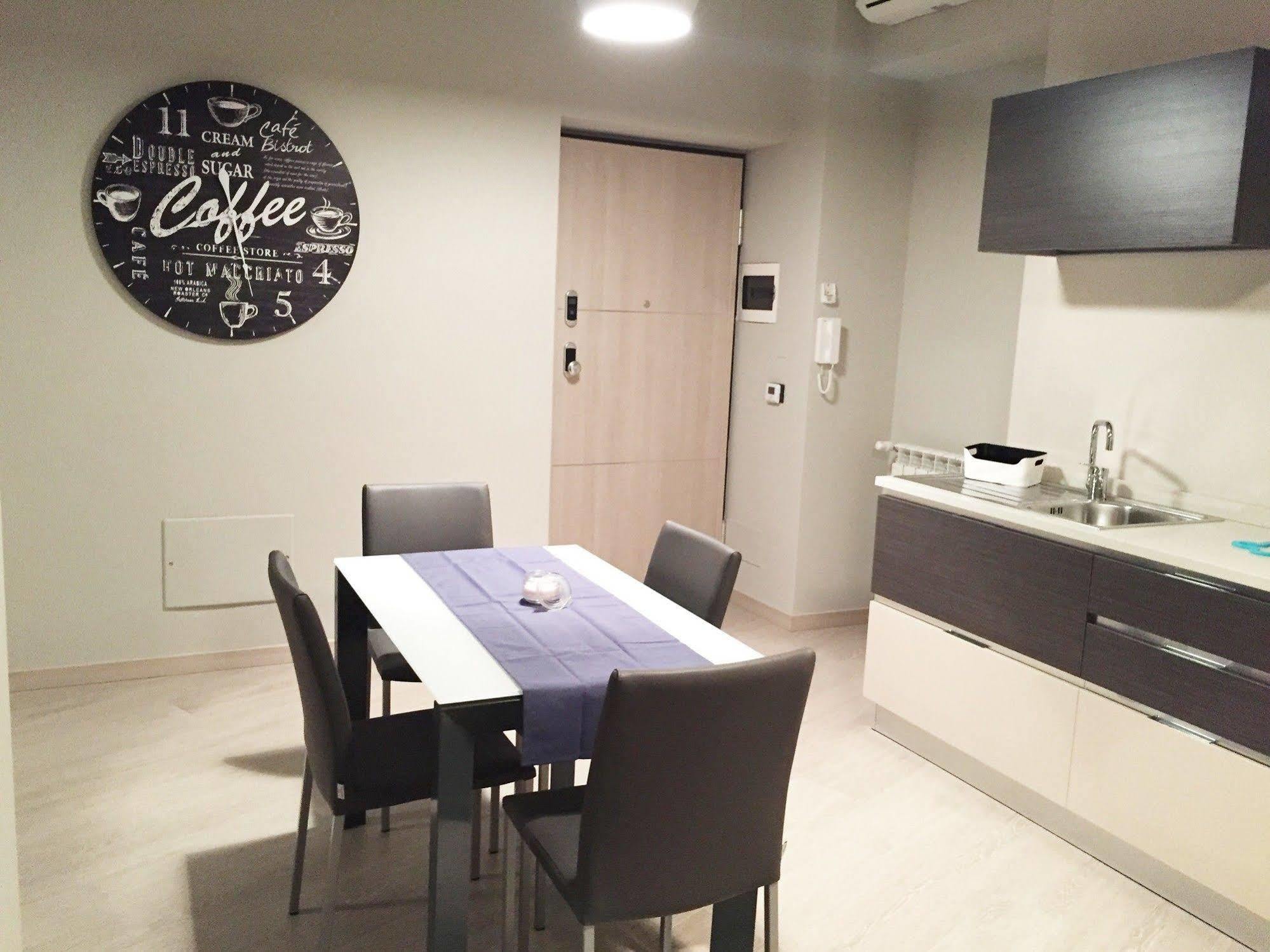โตริโน สวีท Apartment ตูริน ภายนอก รูปภาพ