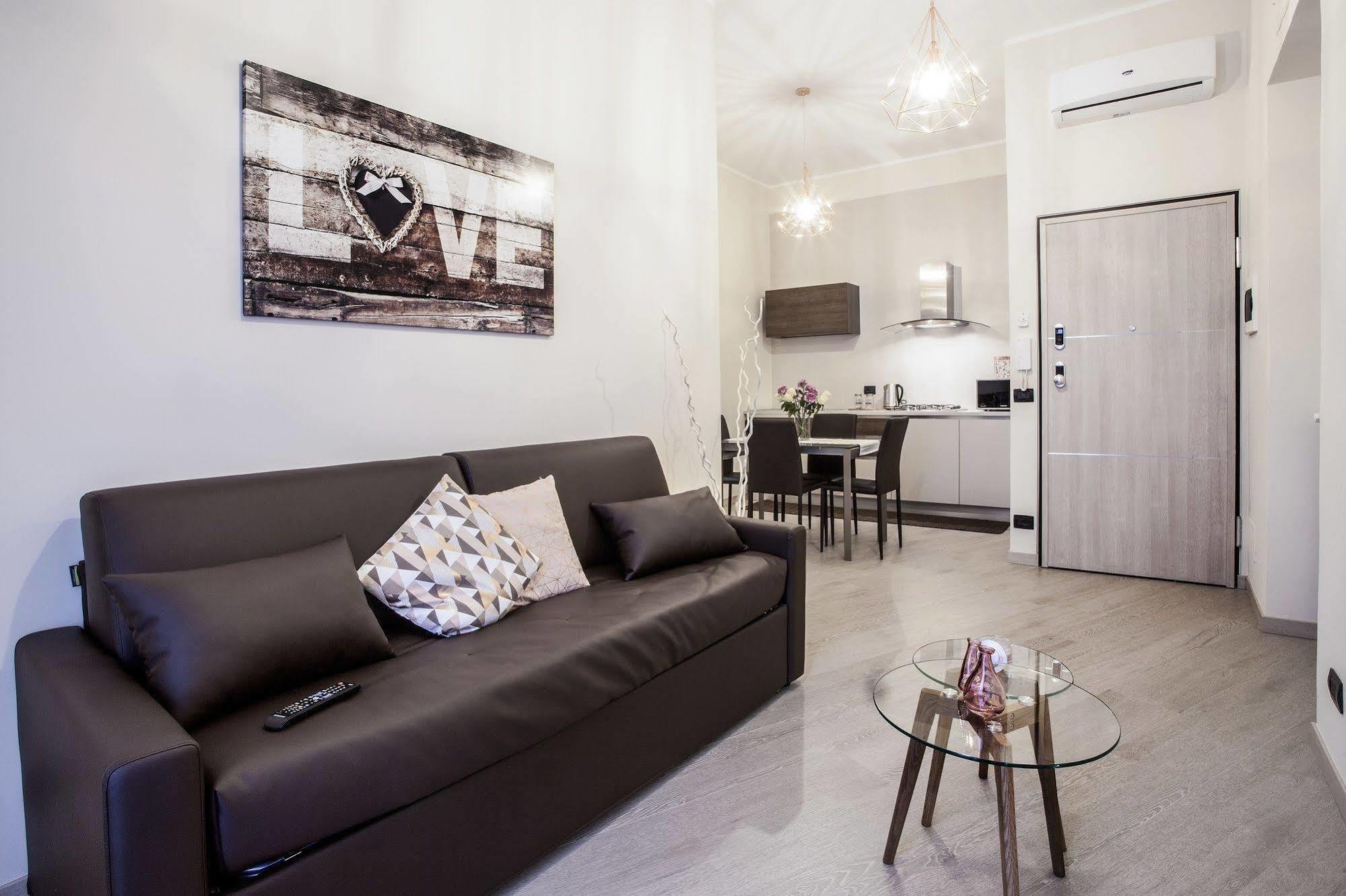 โตริโน สวีท Apartment ตูริน ภายนอก รูปภาพ